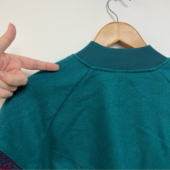 Vintage 1970's Women's Teal Bomber Jacker Wool Varsity Coat Aztec Sleeves US 10 - Picture 8 of 11
